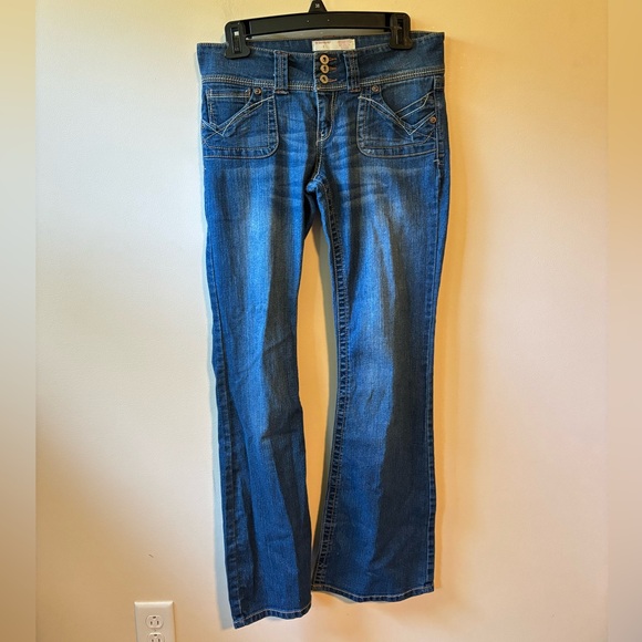 No Boundaries Y2K Boot Cut Jeans - Picture 1 of 9